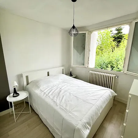 Semesterbostad Maison Calme Avec Cour Et Terrasse Proche Aiguillon - Parking - Fr-1-319-578 *